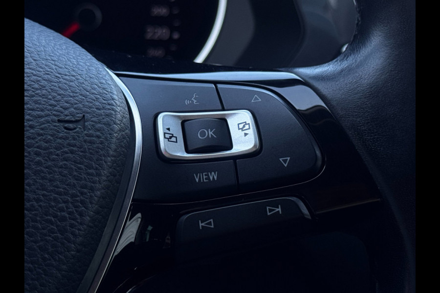 Volkswagen Tiguan 1.5 TSI ACT Highline | 150 PK | Stoelverwarming | PDC Rondom | Adaptive Cruise | Climate Control
