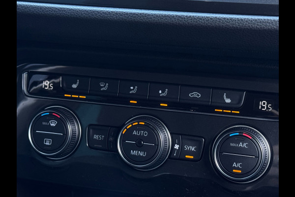 Volkswagen Tiguan 1.5 TSI ACT Highline | 150 PK | Stoelverwarming | PDC Rondom | Adaptive Cruise | Climate Control