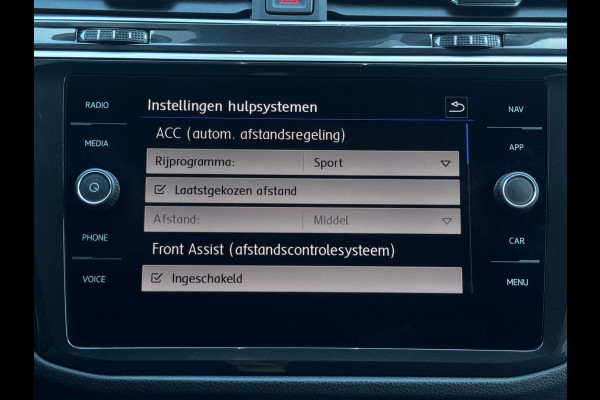 Volkswagen Tiguan 1.5 TSI ACT Highline | 150 PK | Stoelverwarming | PDC Rondom | Adaptive Cruise | Climate Control