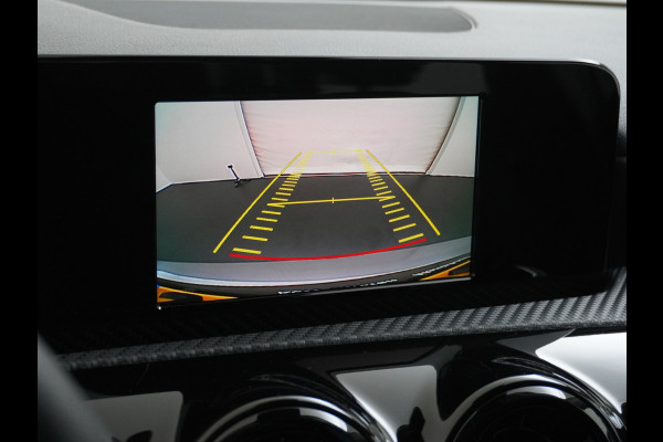 Mercedes-Benz A-Klasse 180 Navi Virtual-Cockpit AMG Camera Ecc Cruise Control Pdc Keyless Stoelverwarming Regen-Lichtsensor Led Lmv Bluetooth
