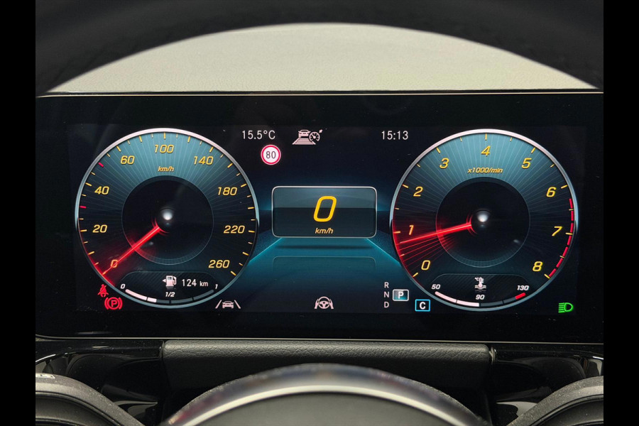 Mercedes-Benz GLA 200 Pano Burmester 360 Cam Keyless Multibeam Full Option