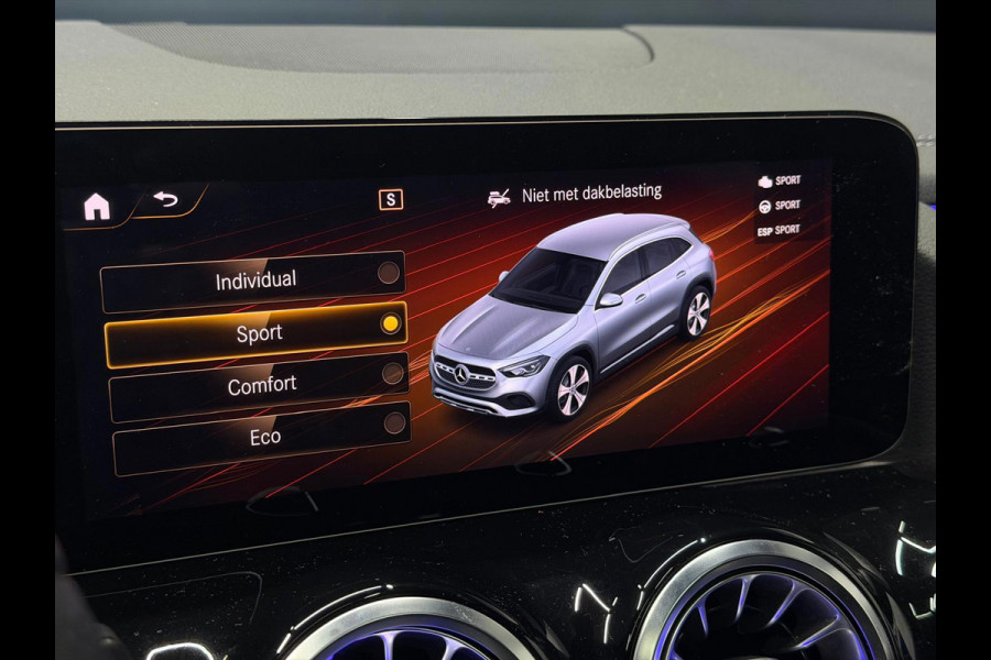 Mercedes-Benz GLA 200 Pano Burmester 360 Cam Keyless Multibeam Full Option