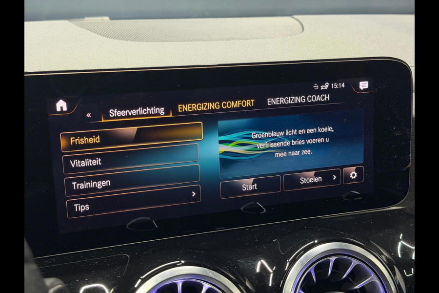 Mercedes-Benz GLA 200 Pano Burmester 360 Cam Keyless Multibeam Full Option