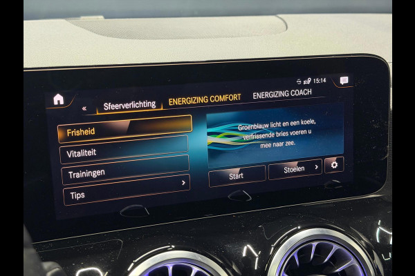 Mercedes-Benz GLA 200 Pano Burmester 360 Cam Keyless Multibeam Full Option