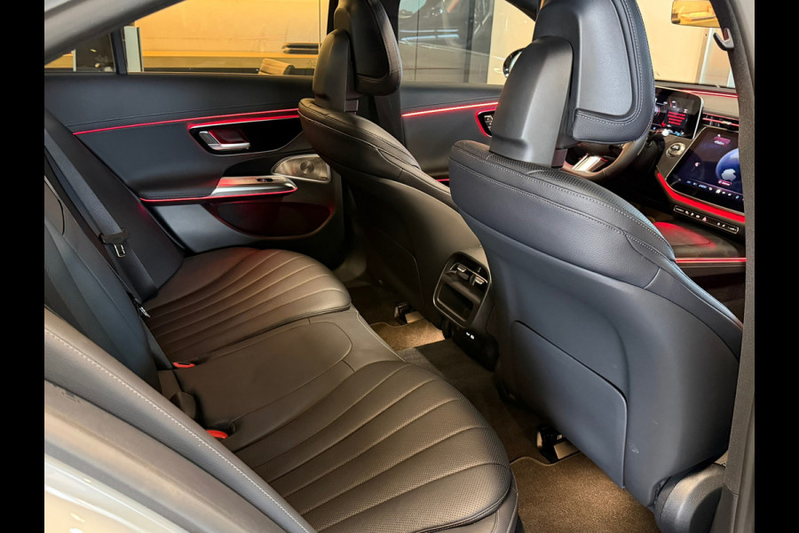 Mercedes-Benz E-Klasse 300 e AMG Line 2024 Nardo Grey full option
