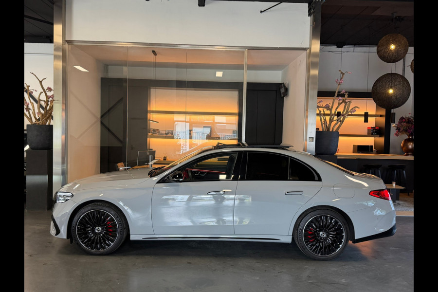 Mercedes-Benz E-Klasse 300 e AMG Line 2024 Nardo Grey full option