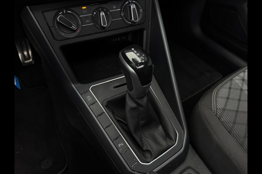 Volkswagen Taigo 1.0 TSI 3x R-Line | Pano | Digital Dash | ACC