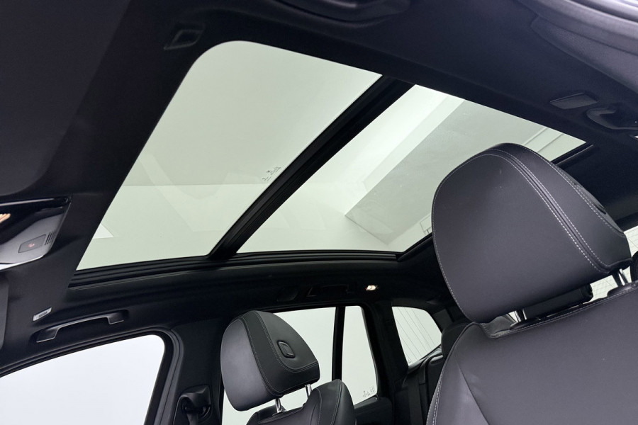 BMW iX3 High Executive 80 kWh M-pakket (1e eigenaar, NL-auto, Dealer OnderH, Panoramadak, Navi Pro, Leder, StoelV, Etc)