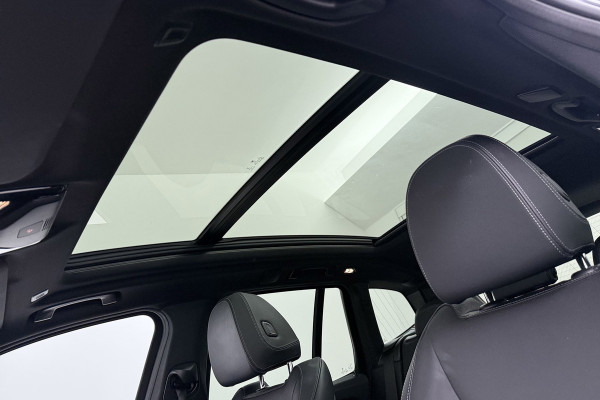 BMW iX3 High Executive 80 kWh M-pakket (1e eigenaar, NL-auto, Dealer OnderH, Panoramadak, Navi Pro, Leder, StoelV, Etc)