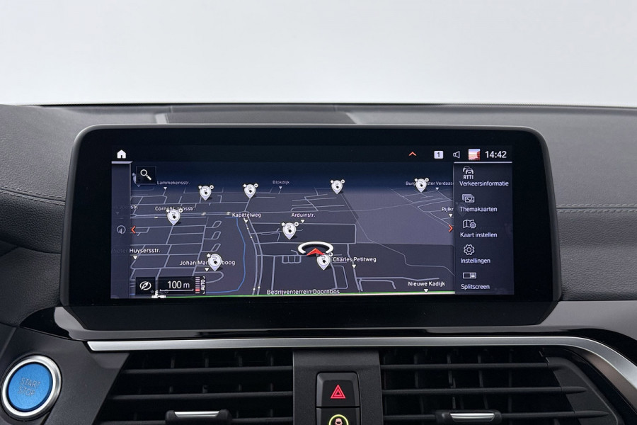 BMW iX3 High Executive 80 kWh M-pakket (1e eigenaar, NL-auto, Dealer OnderH, Panoramadak, Navi Pro, Leder, StoelV, Etc)