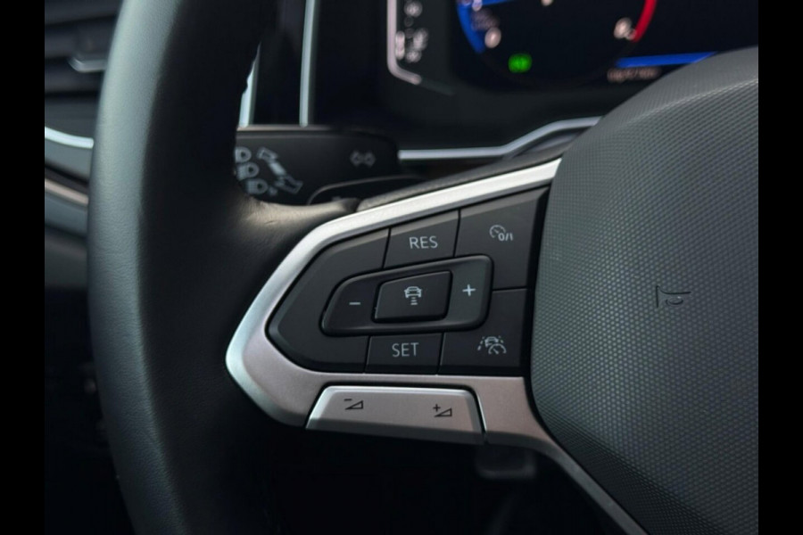 Volkswagen Taigo 1.0 TSI 3x R-Line | Pano | Digital Dash | ACC