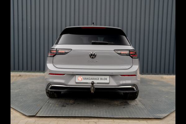Volkswagen Golf 1.5 eTSI 50 Edition | Panodak | Trekhaak wegkl. | Stoelgeheugen | Side Assist | Head Up | IQ Light | Prijs Rijklaar!!