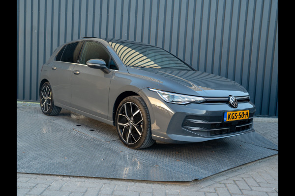 Volkswagen Golf 1.5 eTSI 50 Edition | Panodak | Stoelgeheugen | Head Up | IQ Light | Prijs Rijklaar!!