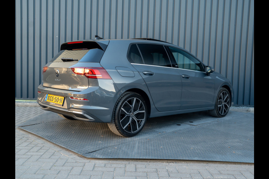 Volkswagen Golf 1.5 eTSI 50 Edition | Panodak | Stoelgeheugen | Head Up | IQ Light | Prijs Rijklaar!!