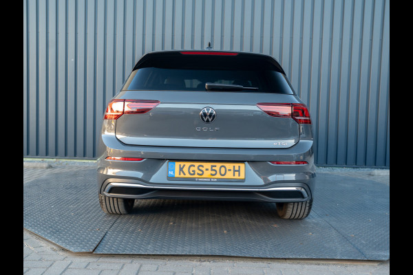 Volkswagen Golf 1.5 eTSI 50 Edition | Panodak | Stoelgeheugen | Head Up | IQ Light | Prijs Rijklaar!!