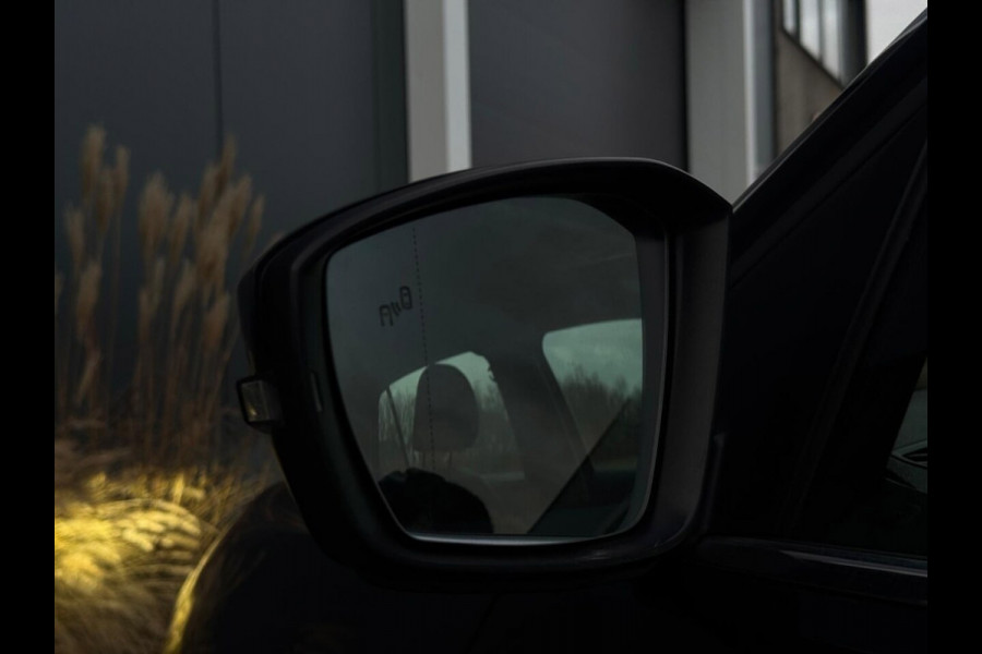 Volkswagen T-Cross 1.0 TSI 3x R-Line | LED | Dodehoek | Carplay