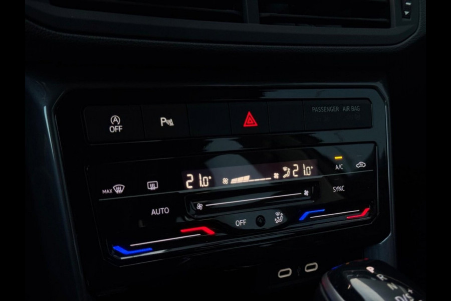 Volkswagen T-Cross 1.0 TSI 3x R-Line | LED | Dodehoek | Carplay