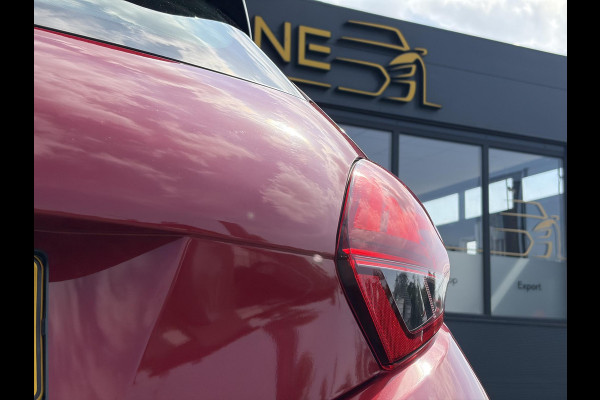Peugeot 208 1.2 PureTech Blue Lease Executive Trekhaak,Navi,Cima,Cruise,Pdc,Net beurt gehad,Lm velgen,5 Deurs,D-riem vv in 2024,N.A.P,Apk tot 06-2027