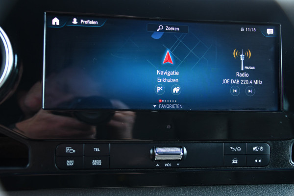 Mercedes-Benz Sprinter 519 V6 3.0 CDI L2H1 DC PB Edition N1, Cruise, Camera, Carplay, LED, 2 x Schuifdeur, 3500kg trekhaak, 10,5'' Mbux, Leder,
