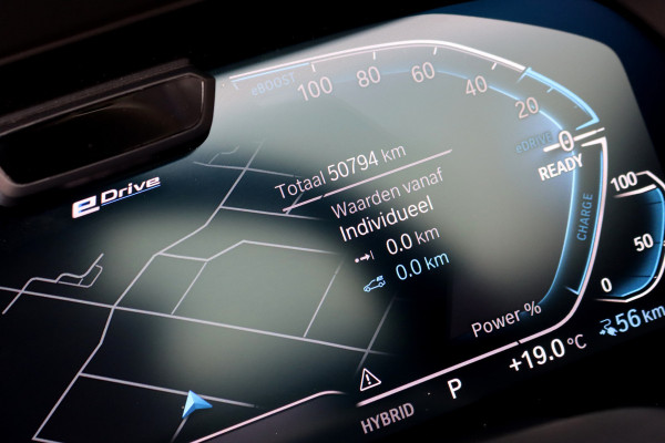 BMW X5 xDrive45e High Executive | M-Sport | Luchtvering | Achterasbesturing | Massage | HUD | Laserverlichting | Stoelventilatie | ACC | Harman&Kardon | Soft-Close | Trekhaak |