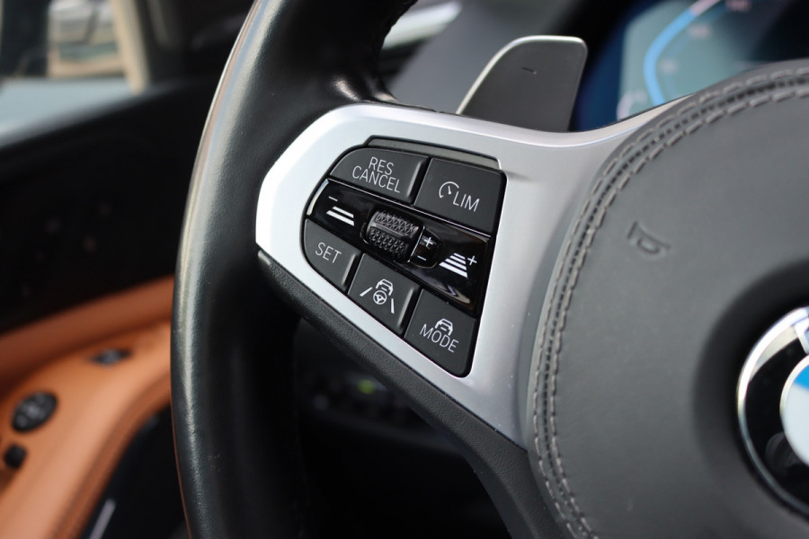 BMW X5 xDrive45e High Executive | M-Sport | Luchtvering | Achterasbesturing | Massage | HUD | Laserverlichting | Stoelventilatie | ACC | Harman&Kardon | Soft-Close | Trekhaak |