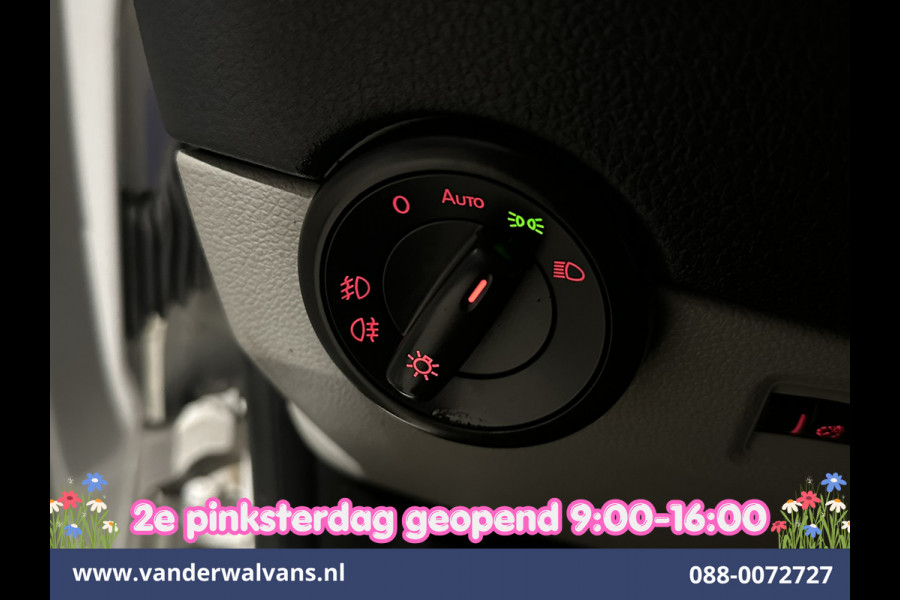 Volkswagen Transporter 2.0 TDI 150pk L2H1 Dubbele Cabine Euro6 inrichting Airco | 5-Zits | Camera | Cruisecontrol | 2500kg Trekhaak Parkeersensoren