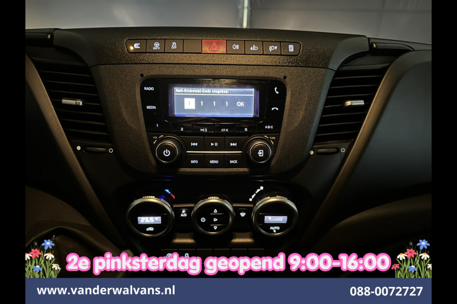 Iveco Daily 35S16 157pk L3H2 Euro6 Airco | 3500kg trekvermogen | Parkeersensoren Bijrijdersbank