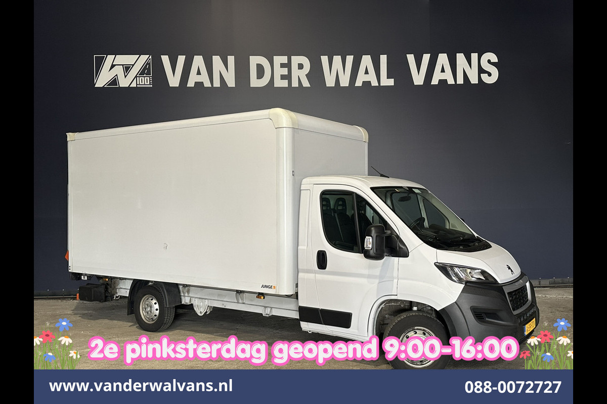 Peugeot Boxer 2.2 BlueHDi 141pk Bakwagen 436cm Lang Laadklep Euro6 Airco | Cruisecontrol | 985kg laadvermogen Bijrijdersbank