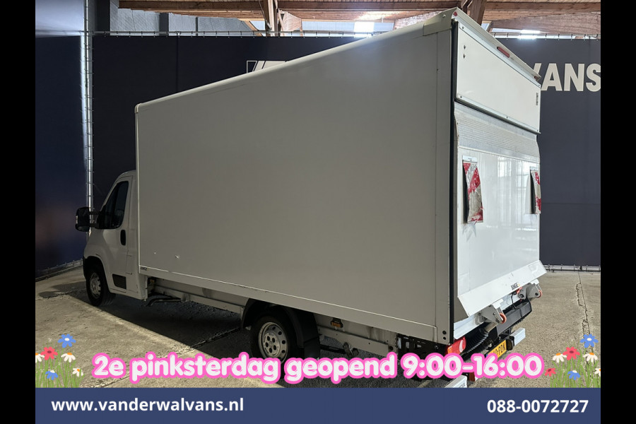 Peugeot Boxer 2.2 BlueHDi 141pk Bakwagen 436cm Lang Laadklep Euro6 Airco | Cruisecontrol | 955kg laadvermogen Bijrijdersbank