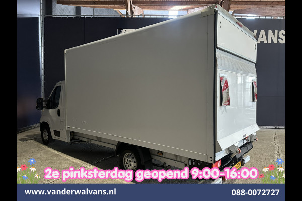 Peugeot Boxer 2.2 BlueHDi 141pk Bakwagen 436cm Lang Laadklep Euro6 Airco | Cruisecontrol | 955kg laadvermogen Bijrijdersbank