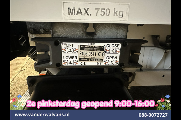 Peugeot Boxer 2.2 BlueHDi 141pk Bakwagen 436cm Lang Laadklep Euro6 Airco | Cruisecontrol | 955kg laadvermogen Bijrijdersbank