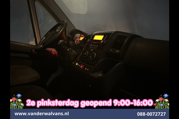 Peugeot Boxer 2.2 BlueHDi 141pk Bakwagen 436cm Lang Laadklep Euro6 Airco | Cruisecontrol | 955kg laadvermogen Bijrijdersbank