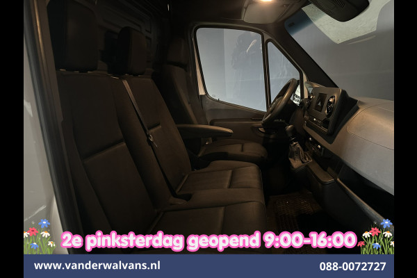 Mercedes-Benz Sprinter 214 CDI 143pk L2H2 Euro6 Airco | Camera | Apple Carplay | Cruisecontrol | Trekhaak Android Auto, Stoelverwarming, Parkeersensoren, Bijrijdersbank