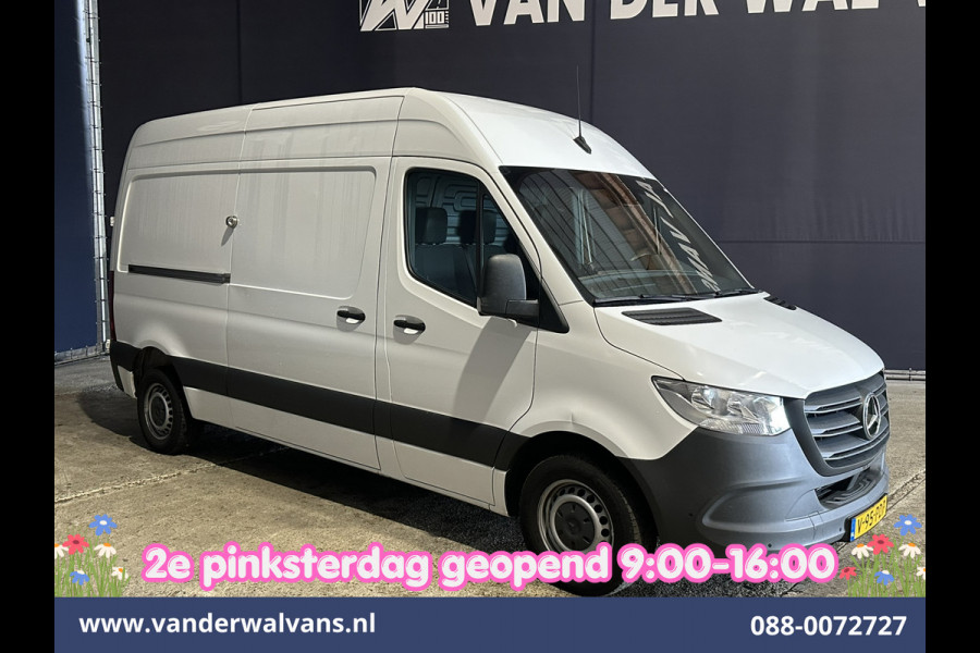 Mercedes-Benz Sprinter 214 CDI 143pk L2H2 Euro6 Airco | Camera | Apple Carplay | Cruisecontrol | Trekhaak Android Auto, Stoelverwarming, Parkeersensoren, Bijrijdersbank