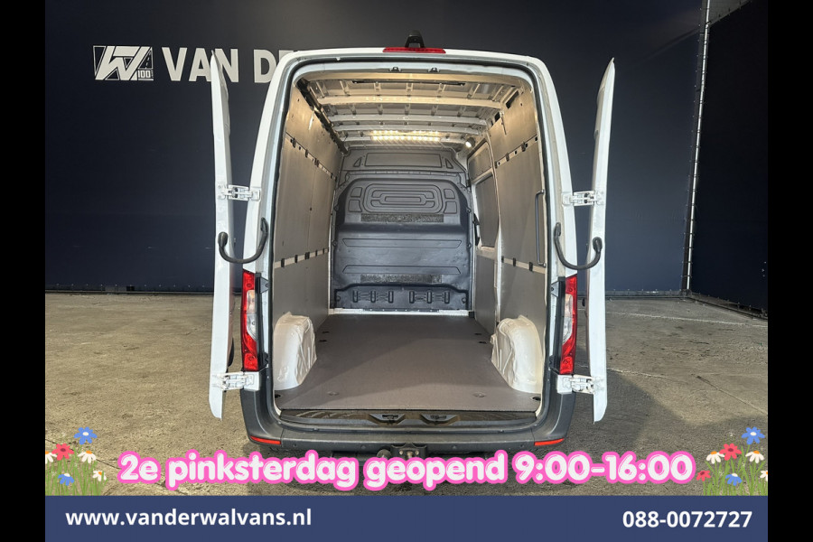 Mercedes-Benz Sprinter 214 CDI 143pk L2H2 Euro6 Airco | Camera | Apple Carplay | Cruisecontrol | Trekhaak Android Auto, Stoelverwarming, Parkeersensoren, Bijrijdersbank