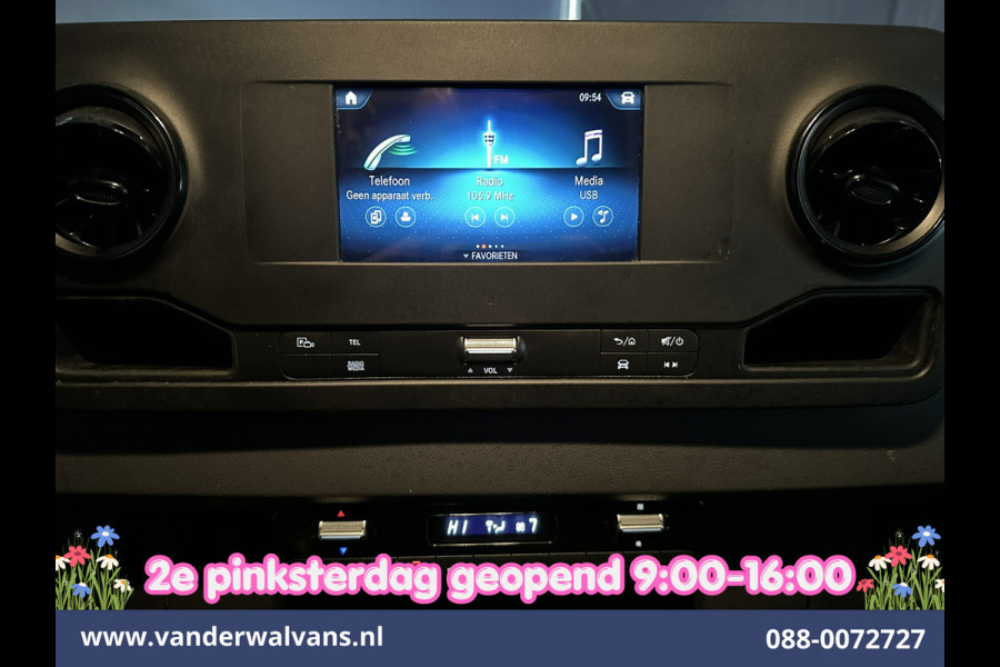 Mercedes-Benz Sprinter 214 CDI 143pk L2H2 Euro6 Airco | Camera | Apple Carplay | Cruisecontrol | Trekhaak Android Auto, Stoelverwarming, Parkeersensoren, Bijrijdersbank