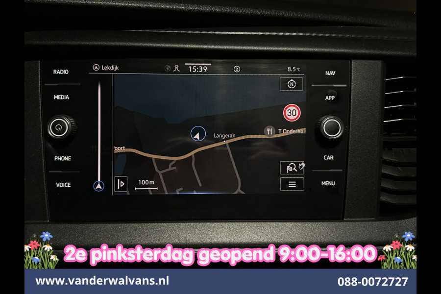 Volkswagen Transporter 2.0 TDI 150pk Automaat L1H1 Euro6 Airco | Navigatie | Camera | Android Auto | Cruisecontrol | Trekhaak Parkeersensoren, Bijrijdersbank