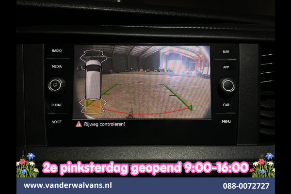 Volkswagen Transporter 2.0 TDI 150pk Automaat L1H1 Euro6 Airco | Navigatie | Camera | Android Auto | Cruisecontrol | Trekhaak Parkeersensoren, Bijrijdersbank