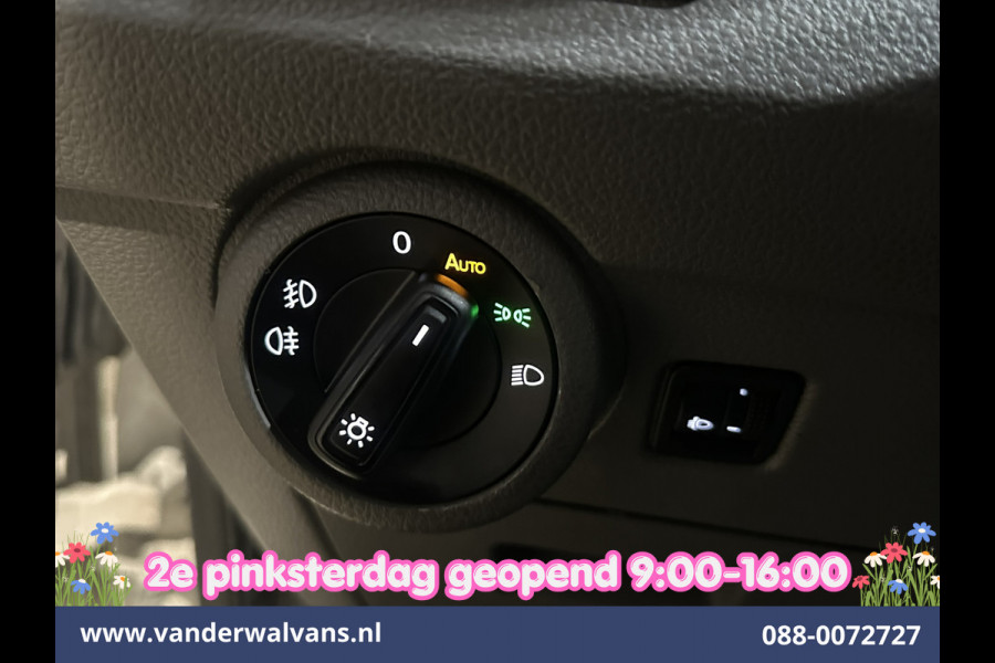 Volkswagen Transporter 2.0 TDI 150pk Automaat L1H1 Euro6 Airco | Navigatie | Camera | Android Auto | Cruisecontrol | Trekhaak Parkeersensoren, Bijrijdersbank
