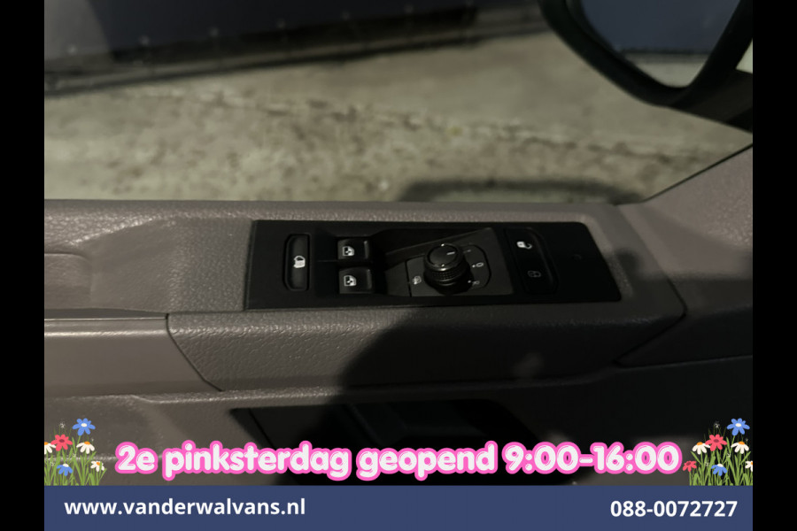 Volkswagen Transporter 2.0 TDI 150pk Automaat L1H1 Euro6 Airco | Navigatie | Camera | Android Auto | Cruisecontrol | Trekhaak Parkeersensoren, Bijrijdersbank