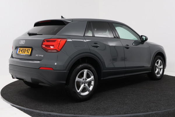 Audi Q2 30 TFSI S Edition (NAVIGATIE, LEDER, STOELVERWARMING, PARKEERSENSOREN)