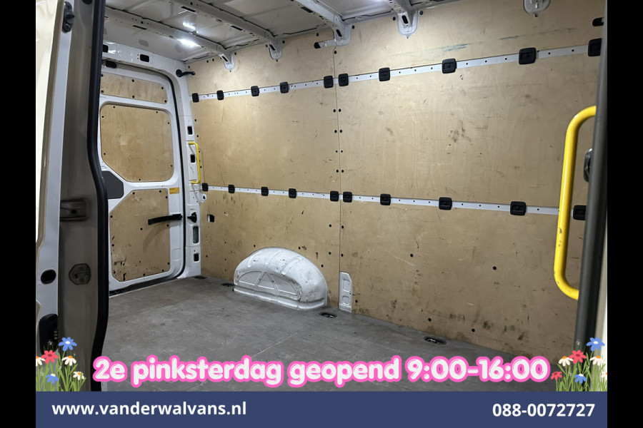 Volkswagen Crafter 2.0 TDI L3H3 L2H2 Euro6 Airco | Apple Carplay | Android Auto | Parkeersensoren Bijrijdersbank