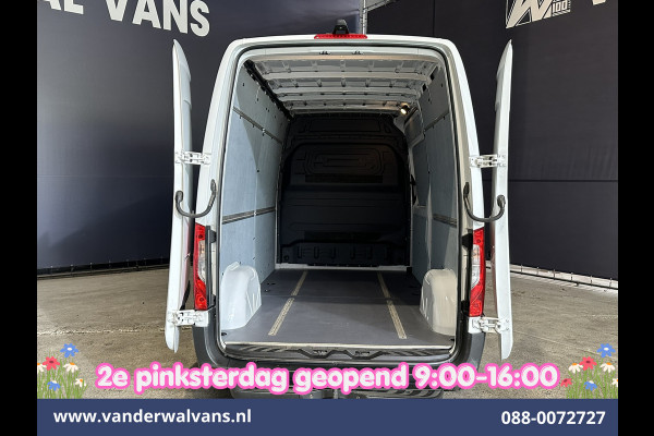 Mercedes-Benz Sprinter 314 CDI 143pk L2H2 Euro6 Airco | Camera | Trekhaak | Apple Carplay | Cruisecontrol Android Auto, Stoelverwarming, 270 Graden Achterdeuren, Bijrijdersbank