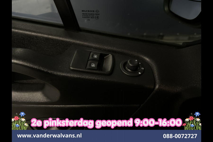 Renault Trafic 2.0 dCi 120pk L2H1 Dubbele Cabine Euro6 Airco | 5-Zits | Navigatie | Camera | LED | Imperiaal Trekhaak, Cruisecontrol, Parkeersensoren