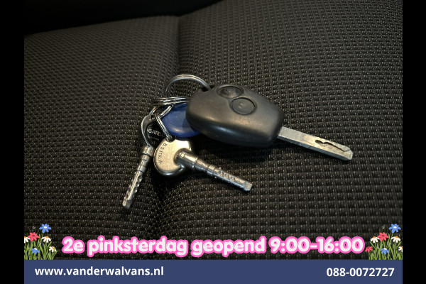 Renault Trafic 2.0 dCi 120pk L2H1 Dubbele Cabine Euro6 Airco | 5-Zits | Navigatie | Camera | LED | Imperiaal Trekhaak, Cruisecontrol, Parkeersensoren