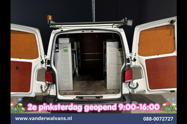 Volkswagen Transporter 2.0 TDI L2H1 Inrichting Euro6 Airco | Omvormer | Imperiaal | Camera | Trekhaak | Apple Carplay Android Auto, Cruisecontrol, Parkeersensoren