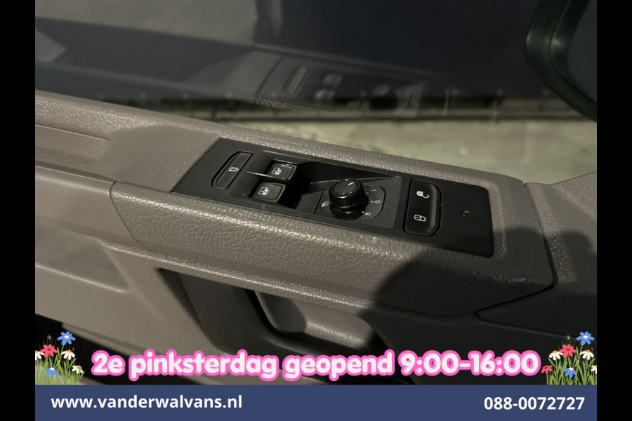 Volkswagen Transporter 2.0 TDI L2H1 Inrichting Euro6 Airco | Omvormer | Imperiaal | Camera | Trekhaak | Apple Carplay Android Auto, Cruisecontrol, Parkeersensoren