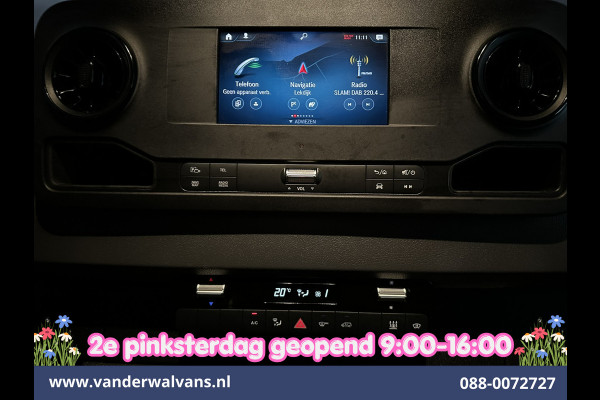 Mercedes-Benz Sprinter 214 CDI 143pk 9G-Tronic Automaat L2H2 Euro6 Airco | Camera | Navigatie | Apple Carplay | Chauffeursstoel Adaptieve Cruisecontrol, Android Auto, Stoelverwarming, Verwarmde Voorruit, 270 Graden Achterdeuren, Bijrijdersbank