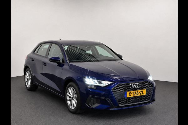 Audi A3 Sportback 30 TFSI Pro Line Navigatie Apple Carplay Android Auto Parkeersensoren achter Cruise Control Full Led Climate Control Lichtmetalen velgen