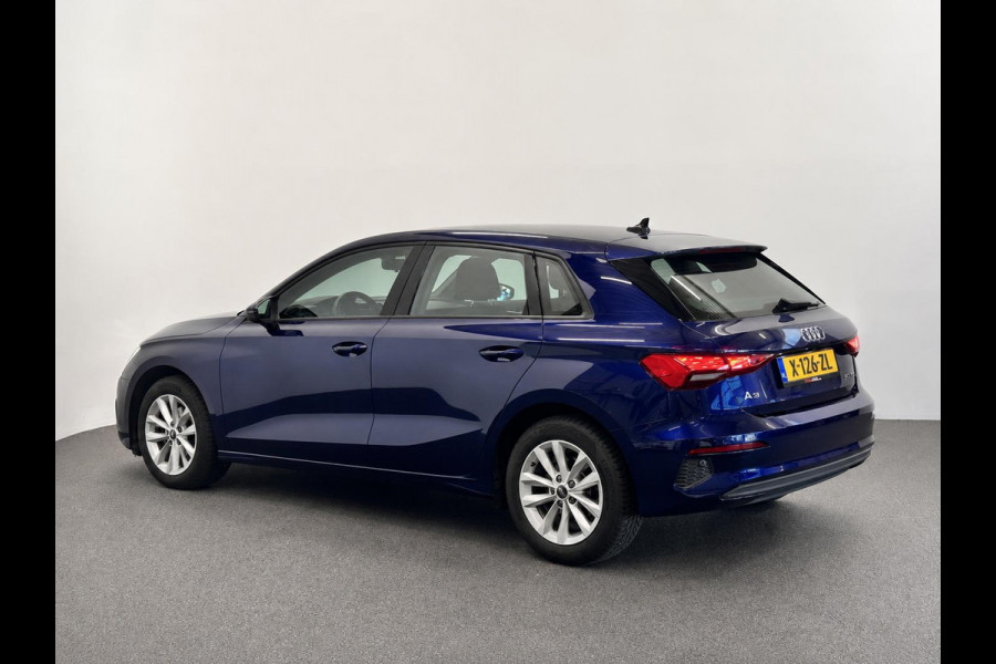 Audi A3 Sportback 30 TFSI Pro Line Navigatie Apple Carplay Android Auto Parkeersensoren achter Cruise Control Full Led Climate Control Lichtmetalen velgen